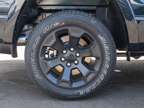 New 2026 RAM 1500 Big Horn AWD/4WD image 9