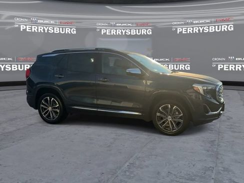 Used 2019 GMC Terrain Denali w/ Driver Alert Package II AWD/4WD image 9