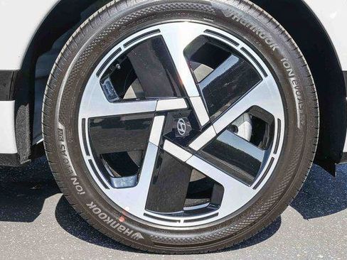 New 2026 Hyundai Ioniq 9 Calligraphy AWD/4WD image 9