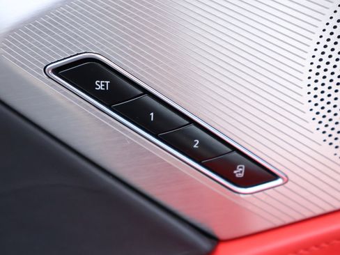 Used 2020 Chevrolet Corvette Stingray Premium Cpe w/ 3LT Preferred Equipment Group RWD image 10