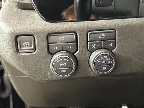 Used 2023 Chevrolet Silverado 1500 RST w/ Redline Edition image 19