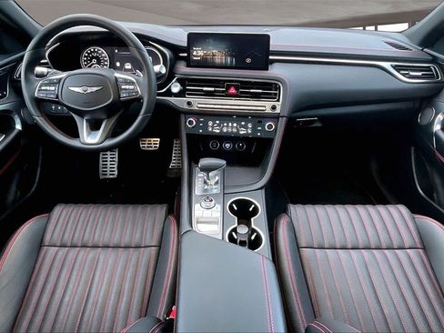 Used 2025 Genesis G70 2.5T w/ Sport Prestige Package image 7