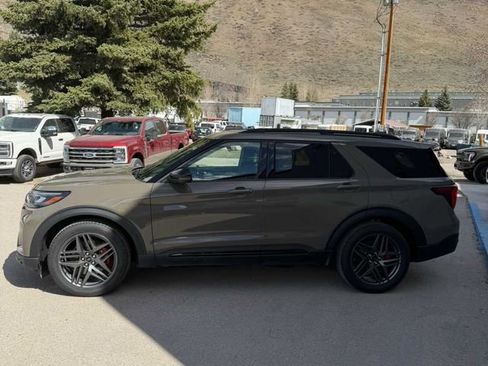 New 2026 Ford Explorer ST w/ Sun And Sound Package AWD/4WD image 15
