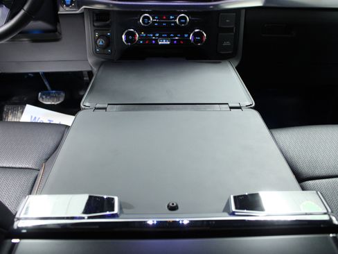 New 2025 Ford F150 Lariat w/ Equipment Group 502A High image 20