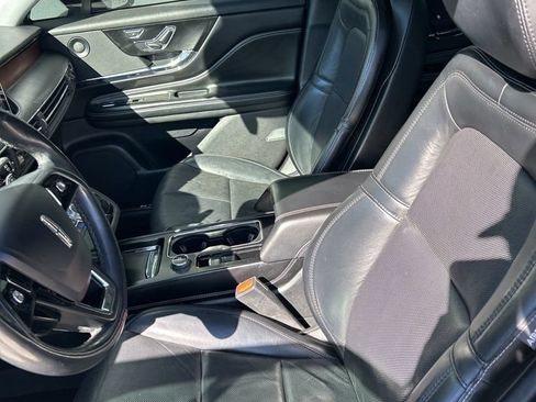 Used 2020 Lincoln Corsair Reserve w/ Elements Package FWD image 10