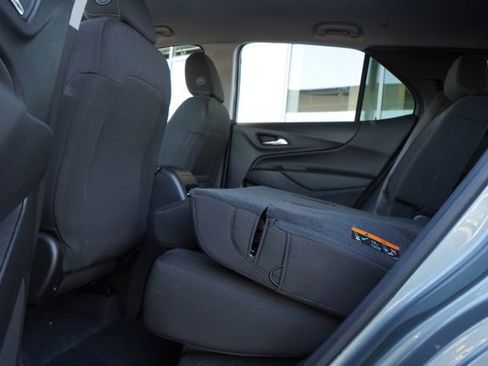 Used 2024 Chevrolet Equinox LT FWD image 30