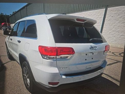 Used 2017 Jeep Grand Cherokee Limited AWD/4WD image 2