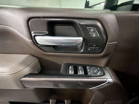 Used 2022 Chevrolet Silverado 2500 LTZ AWD/4WD image 22
