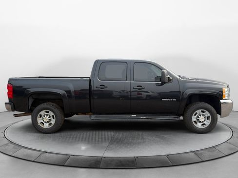 Used 2010 Chevrolet Silverado 2500 LTZ w/ Convenience Package AWD/4WD image 2