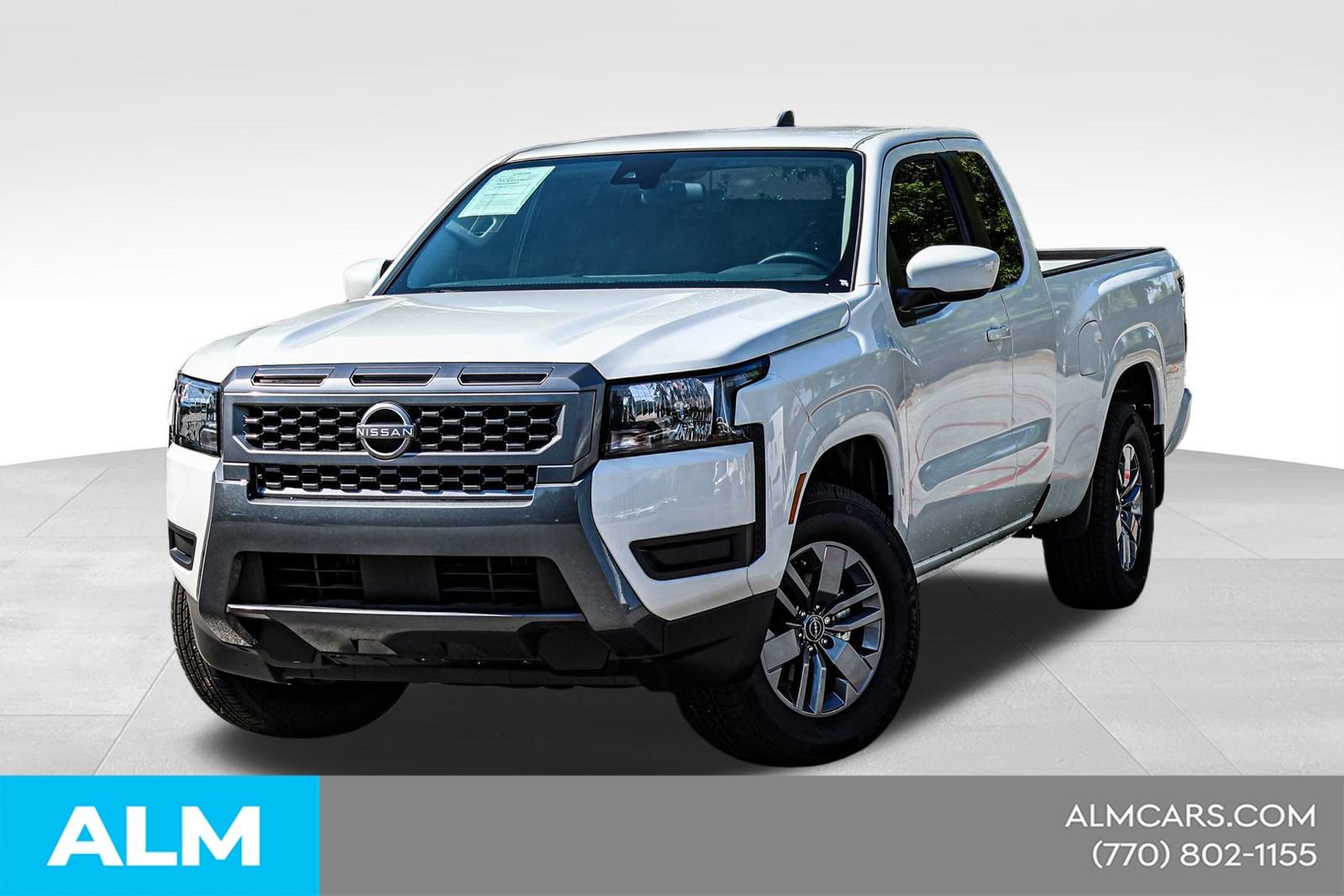 Certified 2025 Nissan Frontier SV RWD image 1