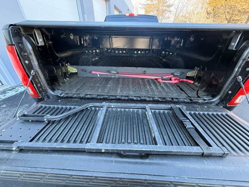 Used 2011 GMC Sierra 1500 W/T image 13