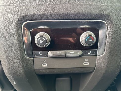 Used 2023 Chevrolet Tahoe High Country image 24