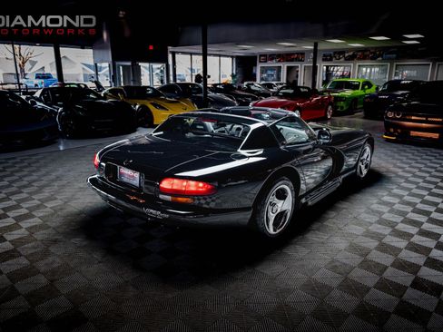 Used 1994 Dodge Viper RT/10 image 54