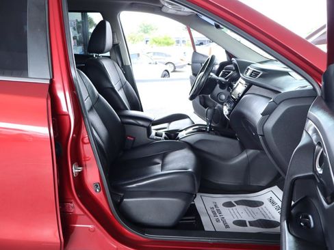 Used 2015 Nissan Rogue SL w/ SL Premium Package FWD image 38
