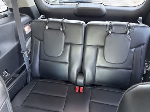 Certified 2022 Ford Explorer XLT w/ Equipment Group 202A image 9