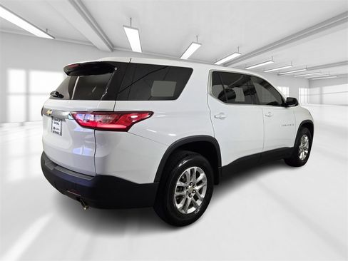 Used 2019 Chevrolet Traverse LS w/ LPO, Cargo Package image 7