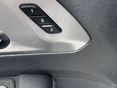 Used 2025 Chrysler Pacifica Select FWD image 20