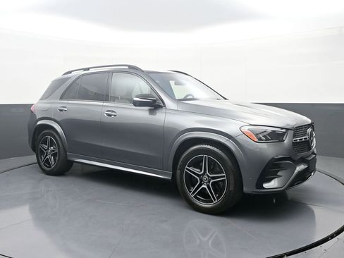 Used 2024 Mercedes-Benz GLE 450 4MATIC image 3