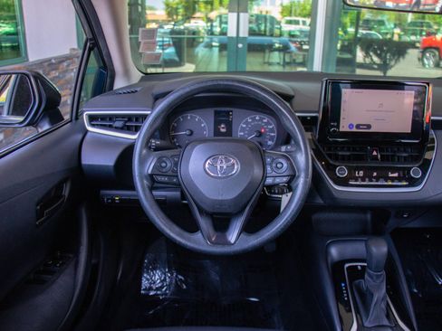 Used 2023 Toyota Corolla LE image 12