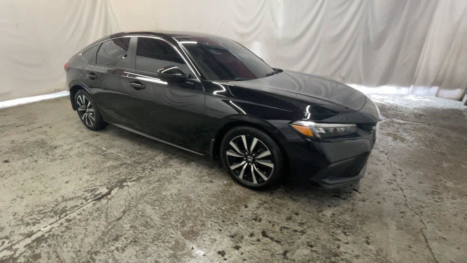Certified 2024 Honda Civic EX-L image 3