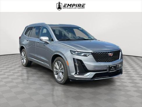 Certified 2025 Cadillac XT6 Premium Luxury AWD/4WD image 1