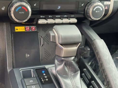 Certified 2025 Toyota Tacoma SR5 image 27