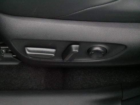Certified 2025 Toyota RAV4 XSE w/ Weather Package AWD/4WD image 20