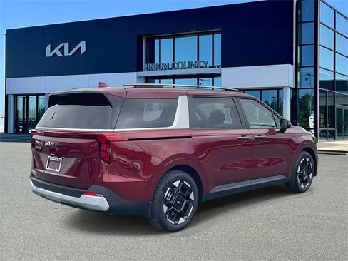 New 2026 Kia Carnival EX image 12