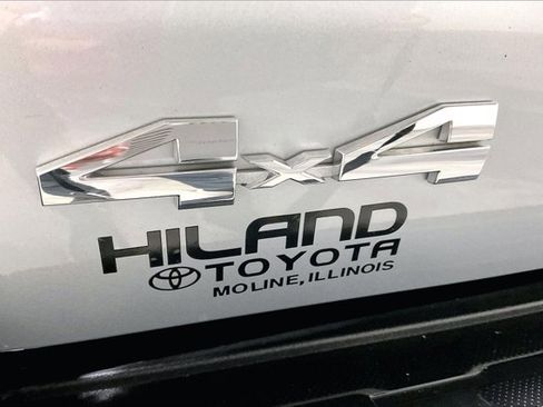 Used 2024 Toyota Tacoma SR image 8