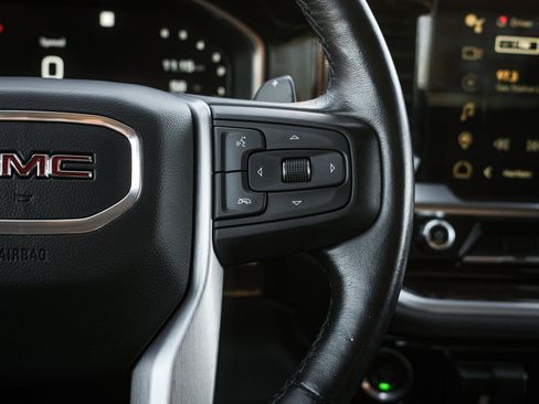 Used 2022 GMC Sierra 1500 Elevation image 19