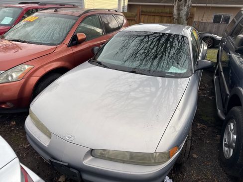Used 2000 Oldsmobile Intrigue GX image 2