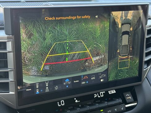 New 2026 Toyota Tundra Platinum AWD/4WD image 22