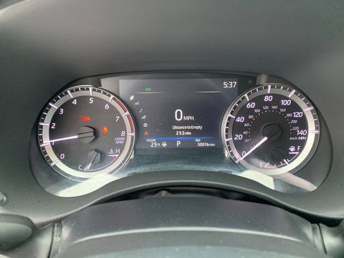 Used 2023 Toyota Highlander XLE image 30