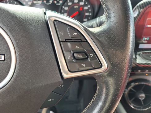 Used 2017 Chevrolet Camaro LT image 31
