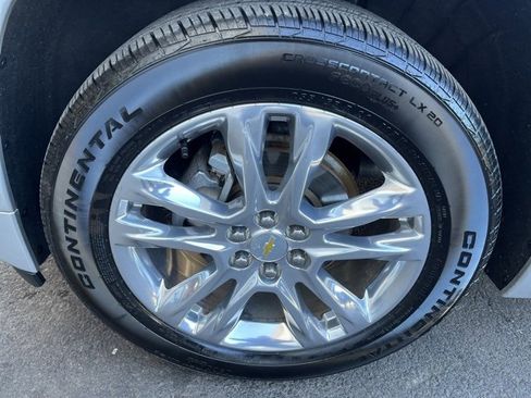 Used 2020 Chevrolet Traverse High Country image 9