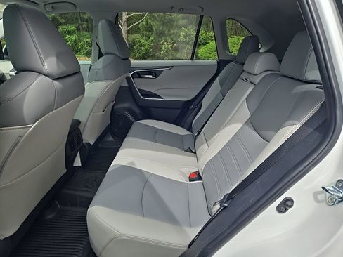 Used 2025 Toyota RAV4 XLE Premium w/ Weather Package image 8