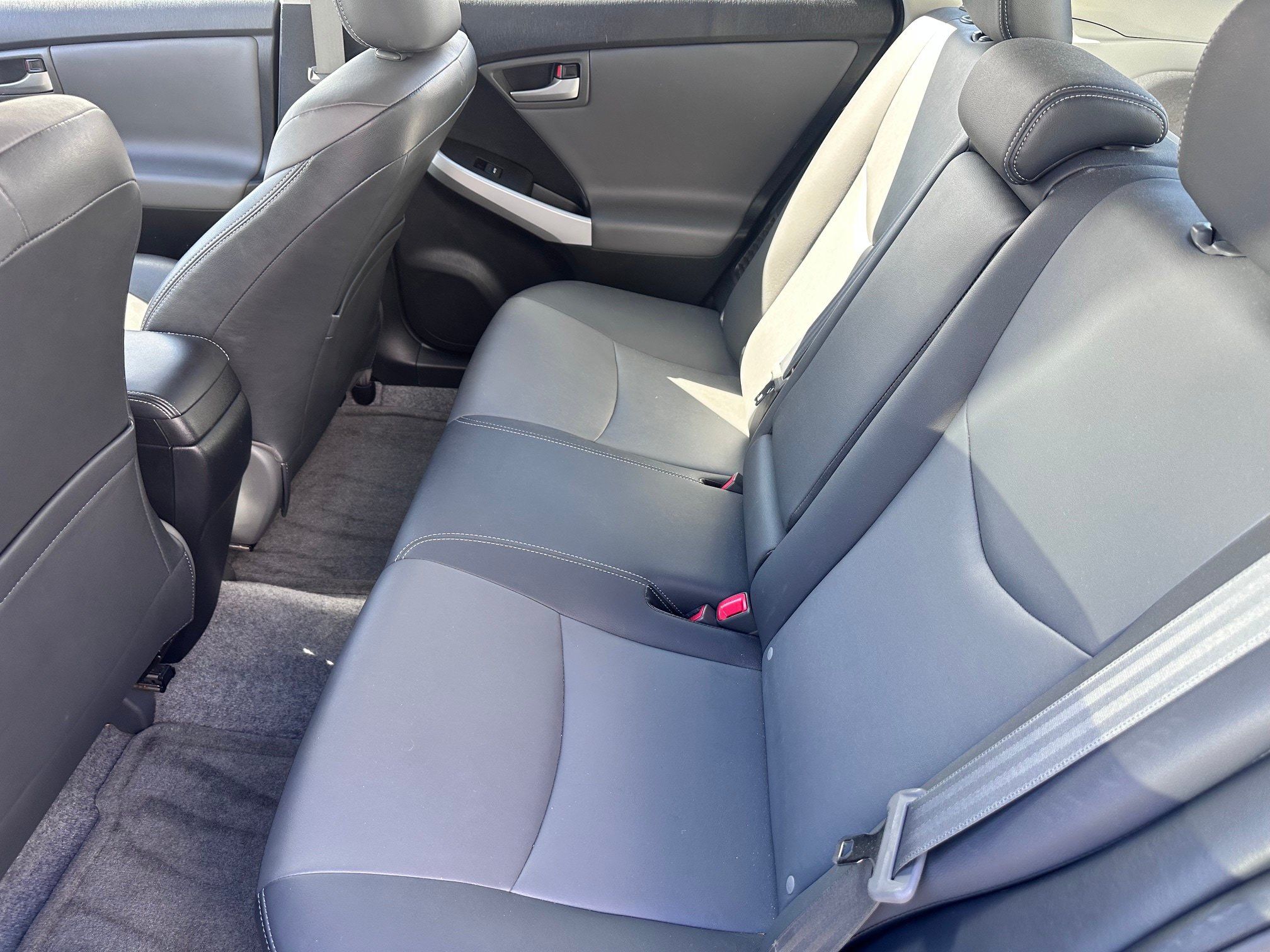 Used 2014 Toyota Prius Four FWD image 6