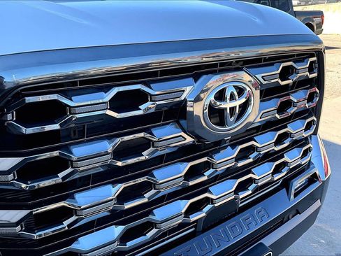 Used 2025 Toyota Tundra Platinum image 31