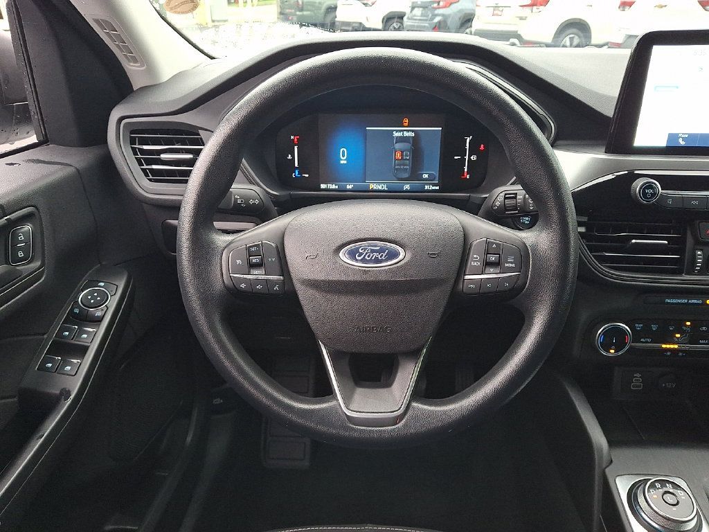 Used 2025 Ford Escape Active AWD/4WD image 19