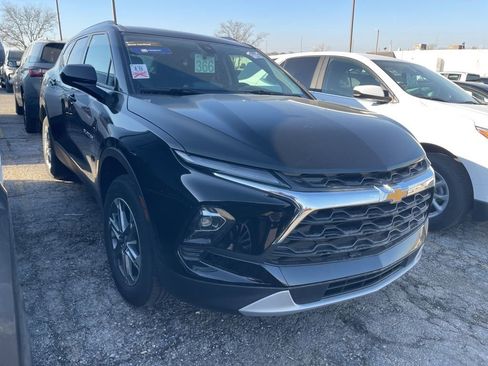 Certified 2024 Chevrolet Blazer LT w/ Convenience Package image 1