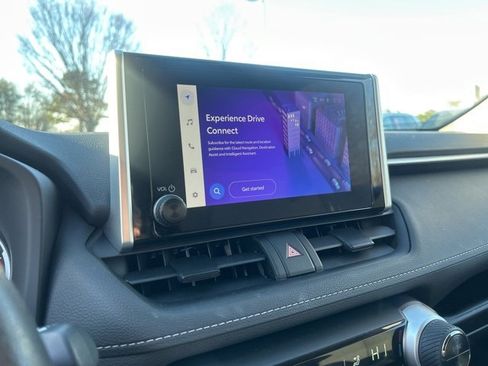 Used 2024 Toyota RAV4 XLE image 22