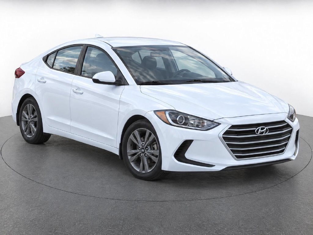 Used 2018 Hyundai Elantra SEL FWD image 2