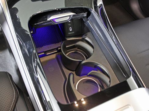 Certified 2026 Mercedes-Benz GLC 300 4MATIC image 25