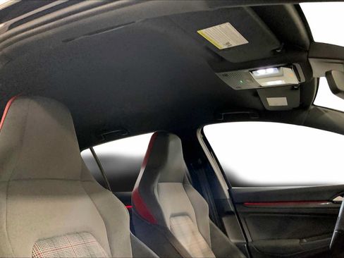 Used 2022 Volkswagen GTI S FWD image 13