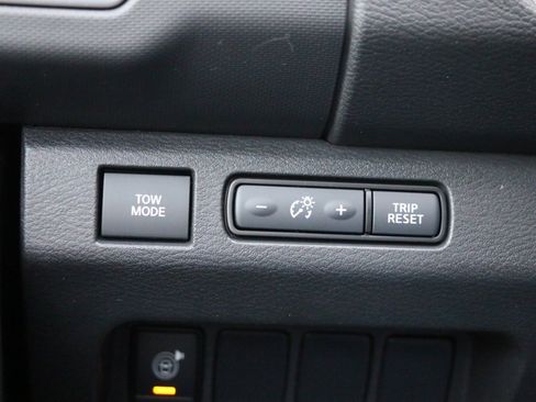 Used 2022 Nissan Frontier S w/ Technology Package image 20