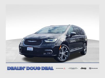 New 2026 Chrysler Pacifica Pinnacle