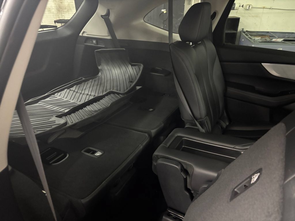 Certified 2024 Acura MDX SH-AWD image 19