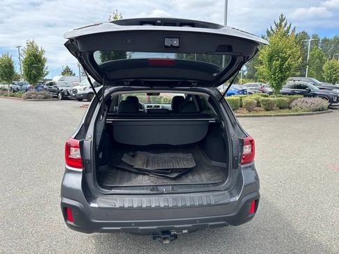Used 2019 Subaru Outback 3.6R Limited AWD/4WD image 12