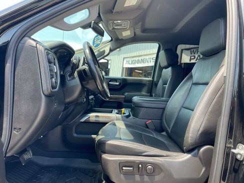 Used 2020 Chevrolet Silverado 1500 LT Trail Boss AWD/4WD image 10