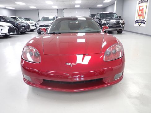 Used 2006 Chevrolet Corvette Coupe w/ Preferred Equipment Group image 18